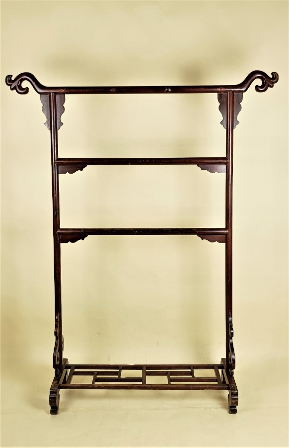 An antique Chinese hardwood clothing rack (1).jpg
